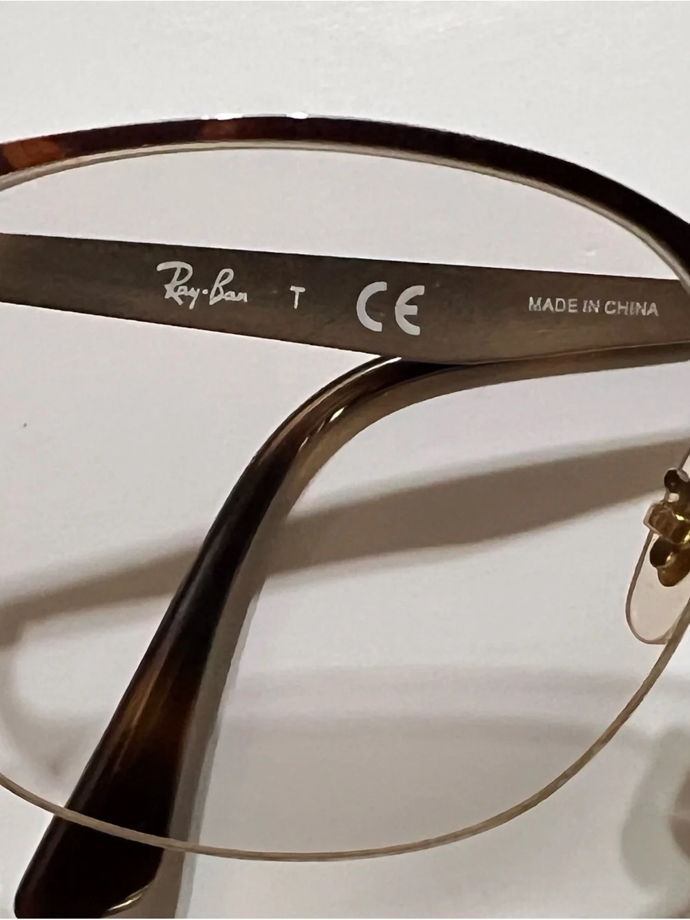 Ray-Ban stylish ray